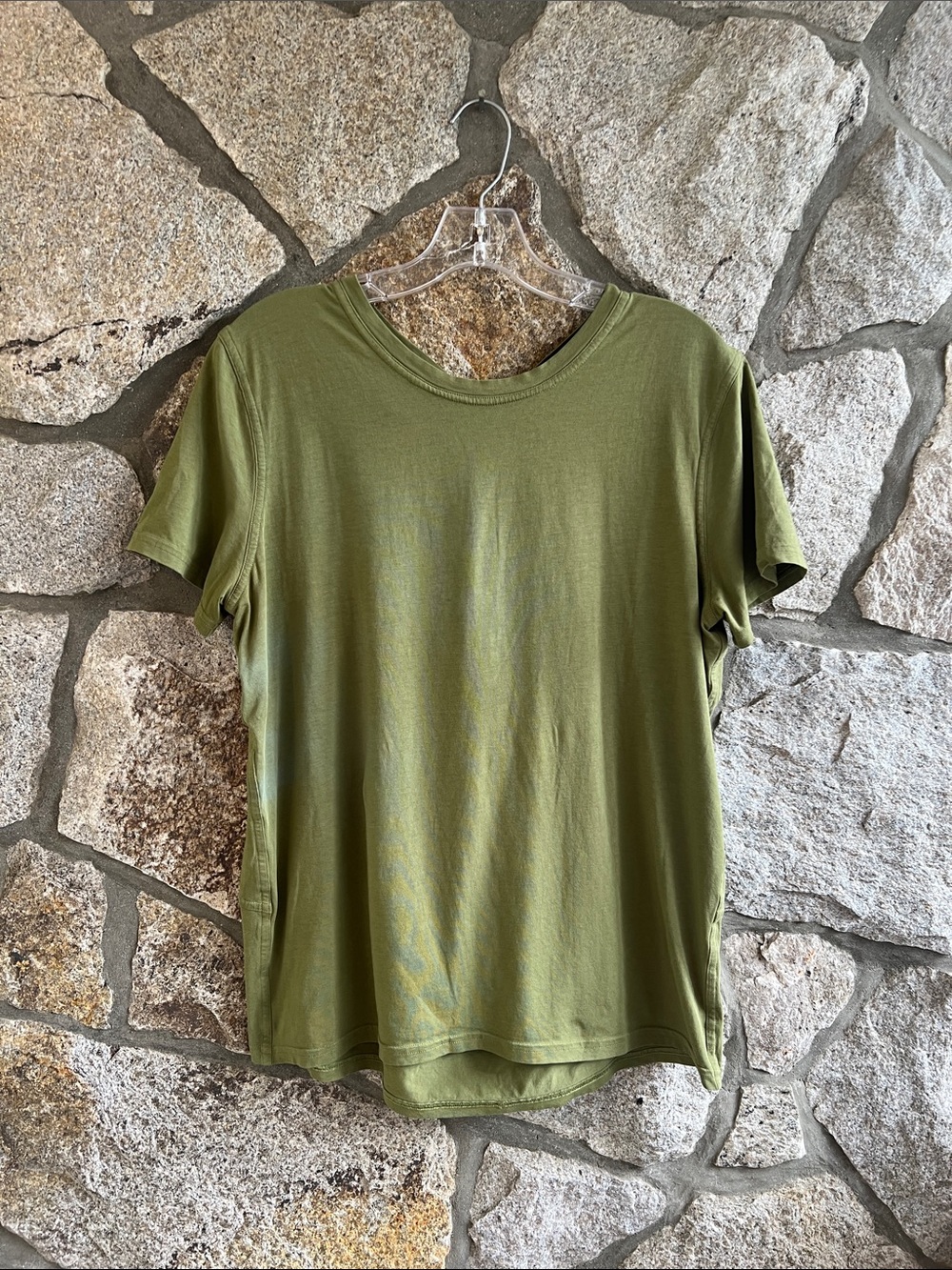 lululemon athletica Olive Green Short Sleeve Crew Tee